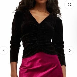 Veronica Beard Pelona Velvet Top Elegant Black V-Neck Women's Top